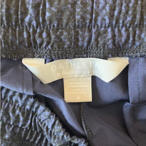 Athleta Brooklyn Joggers Navy Blue Python Snake Print Size 6 Pull-On Athleisure - Picture 4 of 9